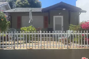 1012 Emerald St, Redondo Beach, CA 90277 - Photo 1
