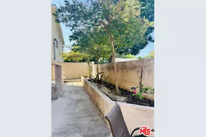 5719 Camellia Ave #109, North Hollywood, CA 91601 - Photo 45