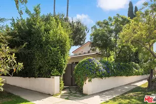 1568 S Point View St, Los Angeles, CA 90035 - Photo 3