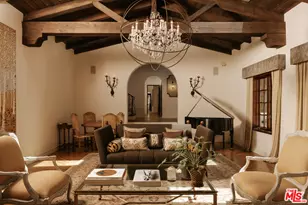 124 N Woodburn Dr, Los Angeles, CA 90049 - Photo 3