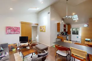 320 Grand Blvd, Los Angeles, CA 90291 - Photo 15