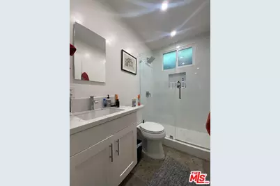 320 Grand Blvd, Los Angeles, CA 90291 - Photo 53
