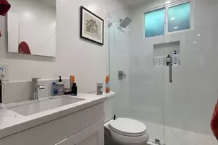 320 Grand Blvd, Los Angeles, CA 90291 - Photo 53