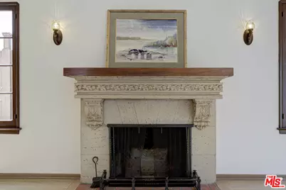 2401 E Glenoaks Blvd, Glendale, CA 91206 - Photo 11
