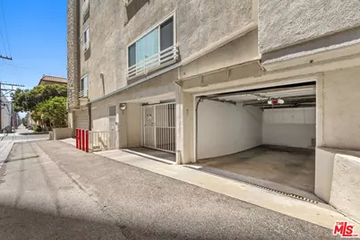 1160 Granville Ave #108, Los Angeles, CA 90049 - Photo 45