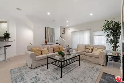 1160 Granville Ave #108, Los Angeles, CA 90049 - Photo 15