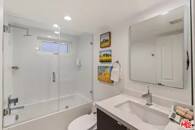 1160 Granville Ave #108, Los Angeles, CA 90049 - Photo 27