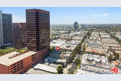 1160 Granville Ave #108, Los Angeles, CA 90049 - Photo 55
