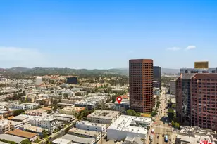 1160 Granville Ave, Los Angeles, CA 90049 - Photo 59