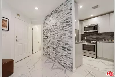 1160 Granville Ave #108, Los Angeles, CA 90049 - Photo 5