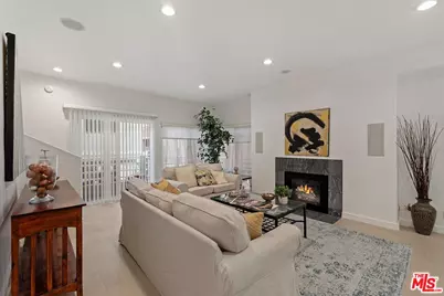 1160 Granville Ave #108, Los Angeles, CA 90049 - Photo 17