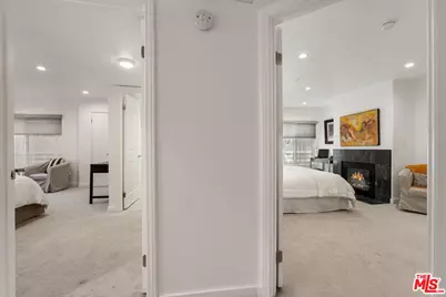 1160 Granville Ave #108, Los Angeles, CA 90049 - Photo 37
