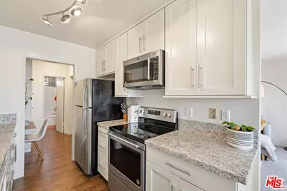 428 Hill St #16, Santa Monica, CA 90405 - Photo 15