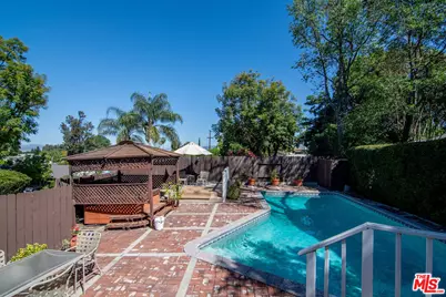 14413 Valley Vista Blvd, Sherman Oaks, CA 91423 - Photo 21