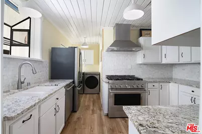 14413 Valley Vista Blvd, Sherman Oaks, CA 91423 - Photo 9