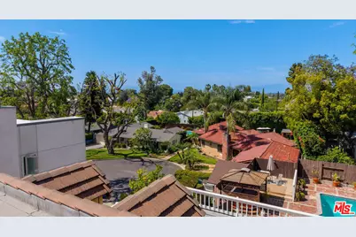 14413 Valley Vista Blvd, Sherman Oaks, CA 91423 - Photo 23