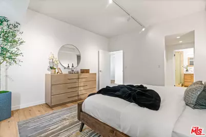 1155 N La Cienega Blvd #508, West Hollywood, CA 90069 - Photo 23