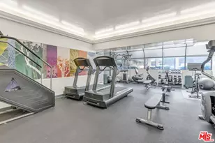 1155 N La Cienega Blvd, West Hollywood, CA 90069 - Photo 49