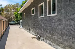 838 N Ridgewood Pl, Los Angeles, CA 90038 - Photo 19
