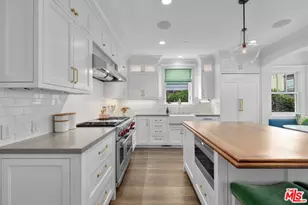 821 Amoroso Pl, Venice, CA 90291 - Photo 15