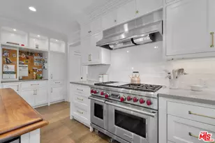 821 Amoroso Pl, Venice, CA 90291 - Photo 17