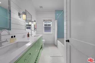 821 Amoroso Pl, Venice, CA 90291 - Photo 41