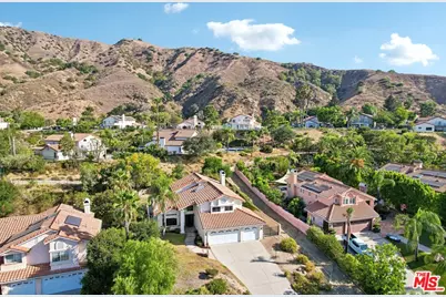 17807 Tuscan Dr, Los Angeles, CA 91344 - Photo 53