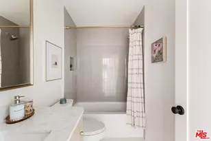 4412 Finley Ave, Los Angeles, CA 90027 - Photo 11