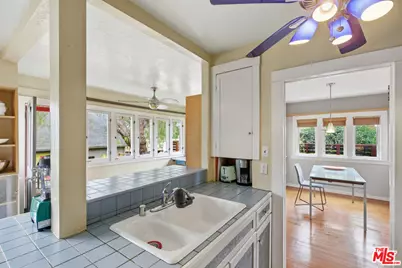 1842 Phillips Way, Los Angeles, CA 90042 - Photo 5