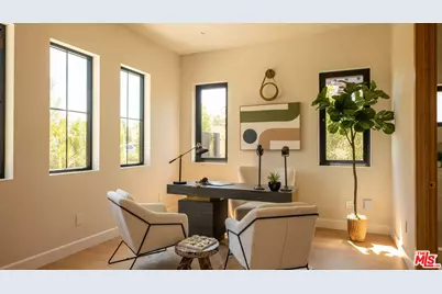 12427 Cumpston St, Los Angeles, CA 91607 - Photo 17