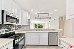 2940 N Verdugo Rd, Glendale, CA 91208 - Photo 1