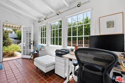 202 N Gower St, Los Angeles, CA 90004 - Photo 5