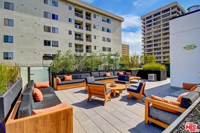10777 Wilshire Blvd #209, Los Angeles, CA 90024 - Photo 25