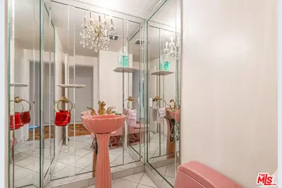 1155 N La Cienega Blvd #Ph 4, West Hollywood, CA 90069 - Photo 35
