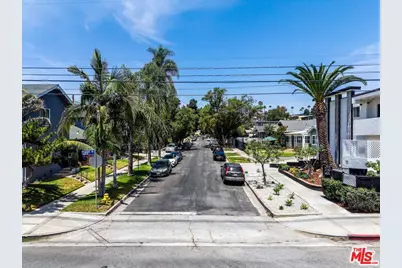 1900 Dracena Dr, Los Angeles, CA 90027 - Photo 5