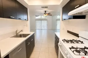 2170 S Palm Canyon Dr, Palm Springs, CA 92264 - Photo 29