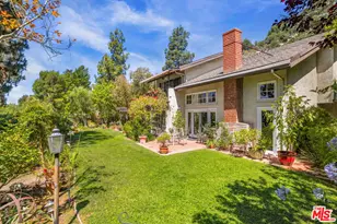 9778 Blantyre Dr, Los Angeles, CA 90210 - Photo 51