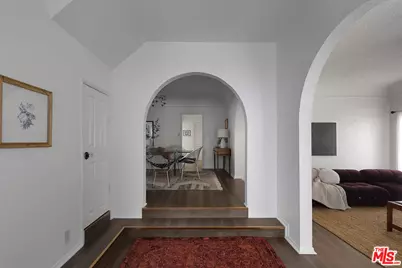 3118 W 43rd Pl, Los Angeles, CA 90008 - Photo 3