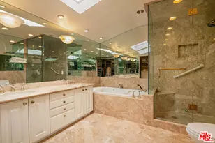 1821 Mandeville Canyon Rd, Los Angeles, CA 90049 - Photo 15