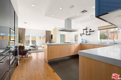 1145 N Horn Ave #E, West Hollywood, CA 90069 - Photo 3