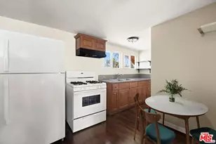 986 E 51st St, Los Angeles, CA 90011 - Photo 9