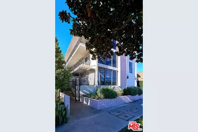 695 S Norton Ave, Los Angeles, CA 90005 - Photo 9