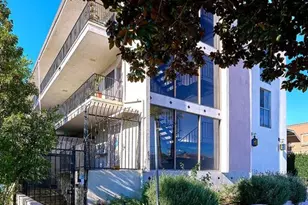 695 S Norton Ave, Los Angeles, CA 90005 - Photo 9