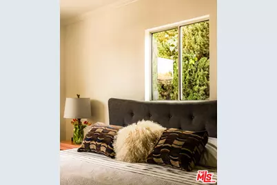 1865 Talmadge St, Los Angeles, CA 90027 - Photo 15