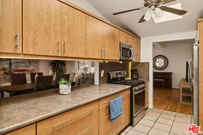 17248 Warrington Dr, Granada Hills, CA 91344 - Photo 11