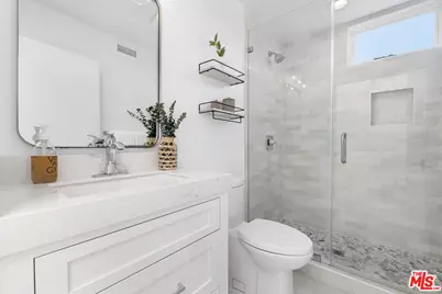 2331 Eastern Canal, Venice, CA 90291 - Photo 49