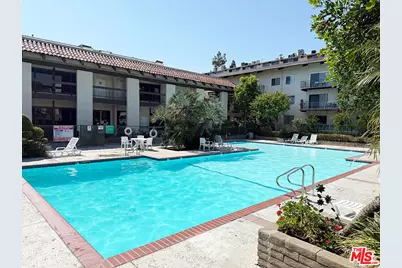 5460 White Oak Ave #D205, Los Angeles, CA 91316 - Photo 13