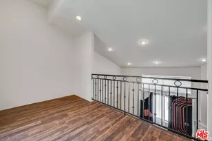 10924 Bloomfield St, Los Angeles, CA 91602 - Photo 17