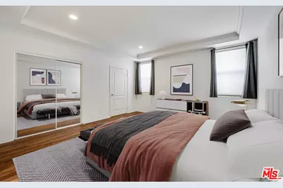10924 Bloomfield St #7, Los Angeles, CA 91602 - Photo 3
