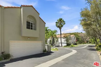 22112 Sun Ranch Ct, Chatsworth, CA 91311 - Photo 23